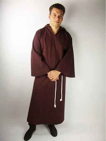 Robes de moine, noire ou marron, avec capuche et ceinture. BAISSE DE 55 €!