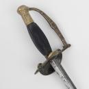 Epée d'officier d'état-major au profil d'Henry IV, pommeau à la fleur de lys.VENDUE EN 2 H