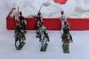 Lot éclaireurs de la garde. 6 figurines Lucotte dont trompettes, porte drapeau, officier.