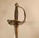 Épée des gardes du corps de la maison militaire du roi pour le service à pied. Ancien régime ou Restauration. 