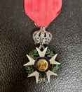 Médaille de Chevalier de la légion d'Honneur 1er Empire 3e type, avec ruban. Nombre limité 
