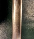 Sabre d'officier anglais du règne d'Édouard VII, avec fourreau gainé cuir et housse de protection en cuir.