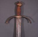 Épée style médiéval. Bonne lame ancienne. Époque Viollet Le Duc?