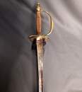Épée d'officier modèle 1767. Lame un peu courte, mais décorée de très belles gravures.