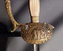 Épée de cour à fusée plaquée de nacre, Espagne 1820