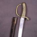 Sabre briquet, PRADIER, fourbisseur à Paris de 1816 à 1835. Fourreau d'époque 