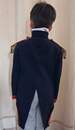 Habit d'officier de marine pour enfant, fabrication vers 1900, dans une boite ancienne.