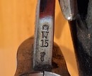 Baionette allemande, pour Mauser. Marquée au talon ERFURT. Avec gousset