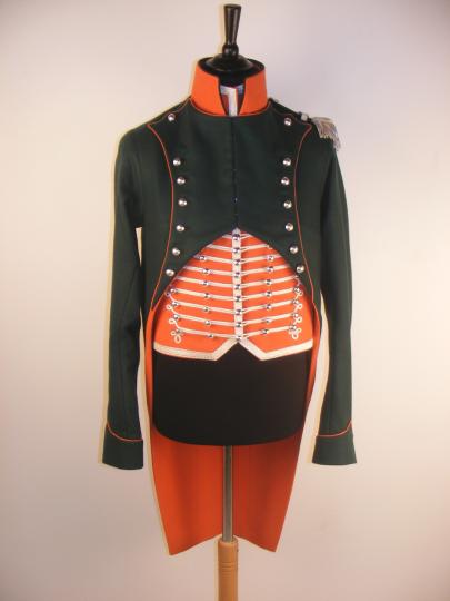 Grande tenue de capitaine de chasseur à Cheval du 15e régiment -1806-1808