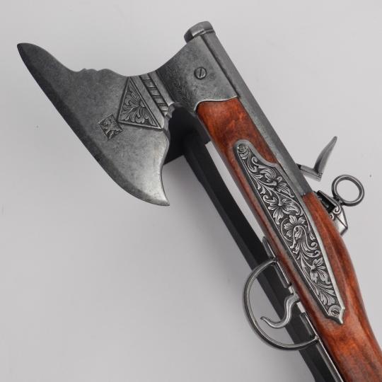 Pistolet hache allemand -XVIIe-