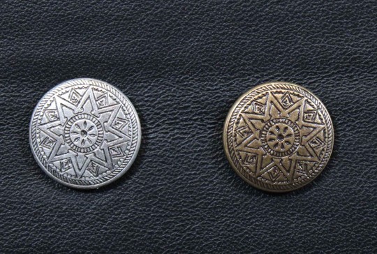 Boutons traditionnels bretons et divers - Motif Étoile - 18 mm - vieil argent ou vieux bronze - L'unité