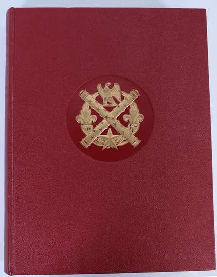 Livre d'or des Maréchaux de France 1190-1952, numéroté 647 /1052, sous coffret