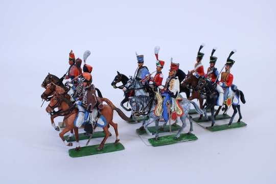 Lot de 9 hussards divers regiments, Lucotte