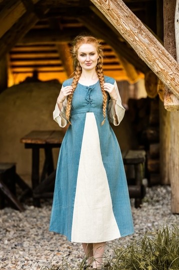Robe Irène Moyen-Âge