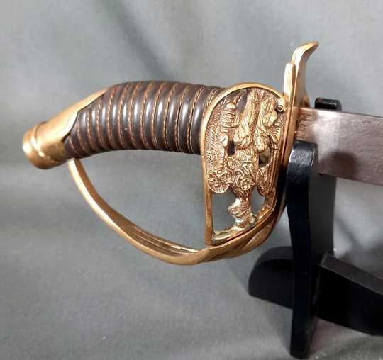 Sabre d'officier, Prusse, à clavier rabattable. Avant 1900, fourreau à 2 anneaux