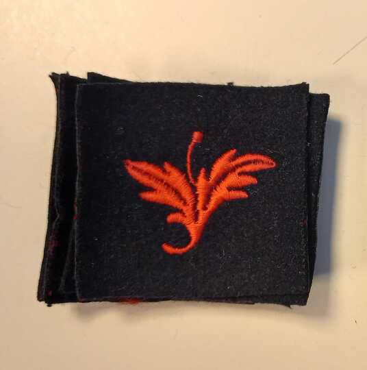 Insigne de spécialité commissariat, équipage. Vers 1950-1960. Fabrication Éts David. Prix à l'unité 