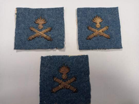 Insigne de sous-officier TIREUR POINTEUR de mitrailleur. WWI. Prix à l'unité. Grenade sur canons croisés or/bleu horizon
