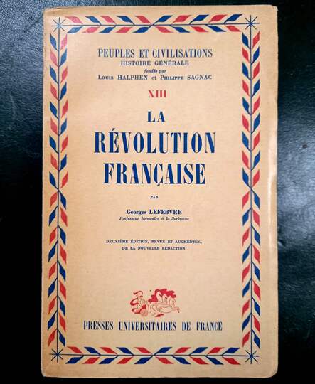 Georges Lefebvre. La Révolution française. PUF