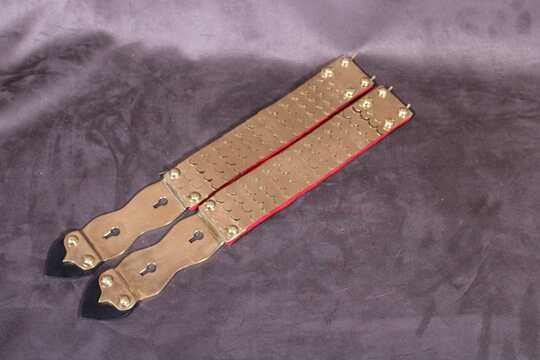 Spalières pour cuirasses. La paire