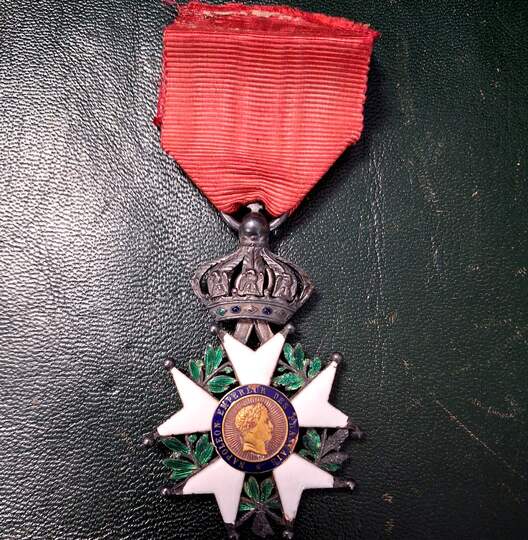 Croix de chevalier de la Légion d'Honneur. Second Empire . 40 x 40 mm. Exemplaire 2